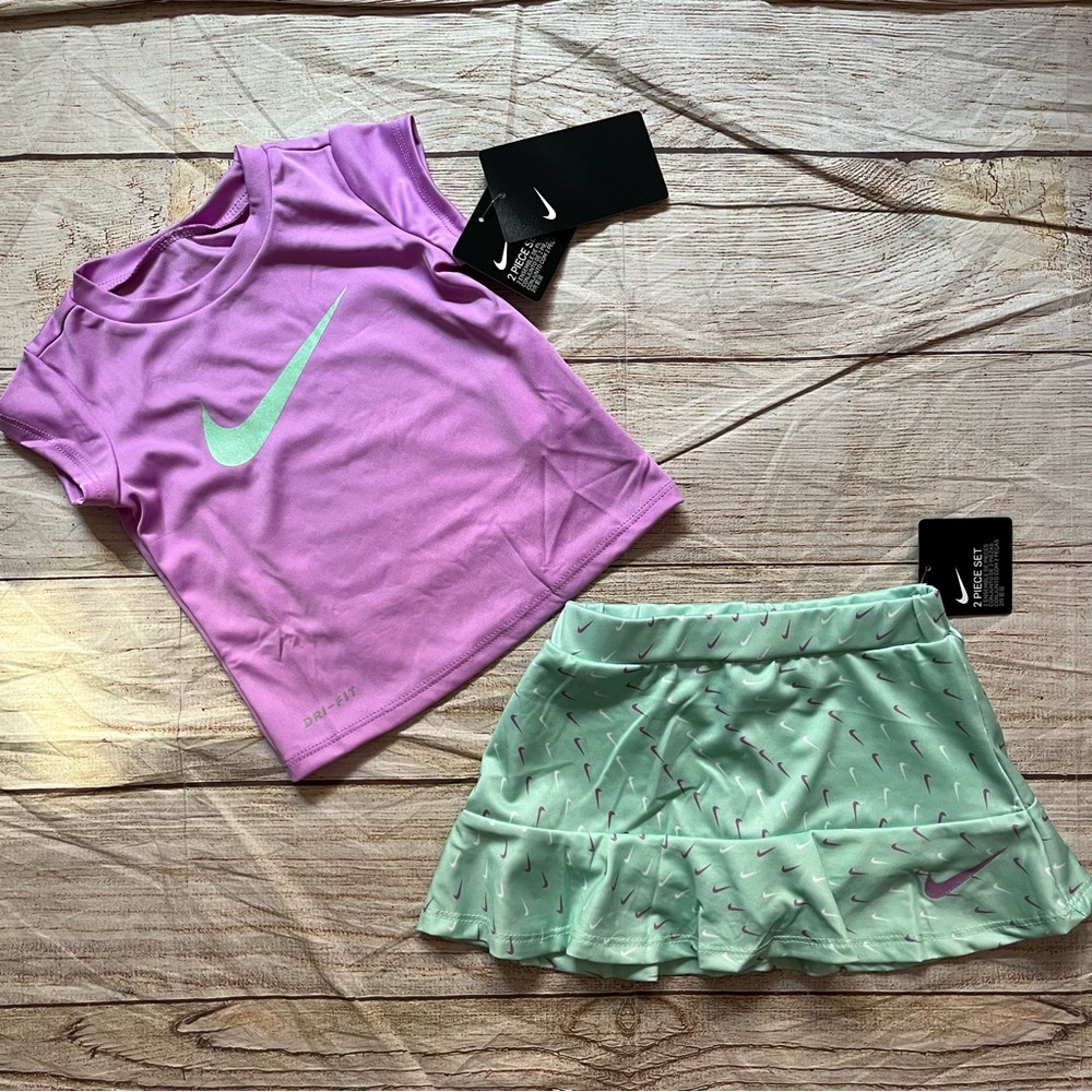Nike Kids 2-piece set - NEW